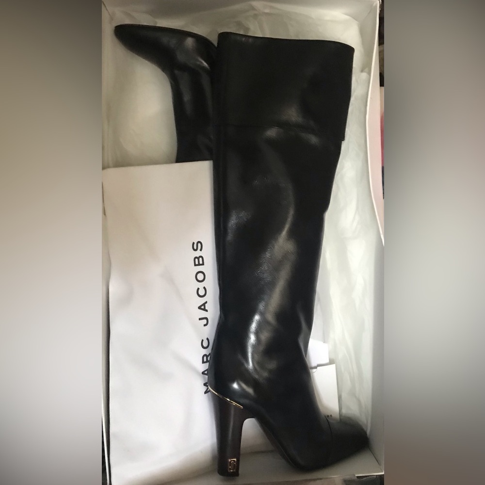 New in Box Marc Jacobs Black Leather Knee High Boots Ann / Anne Tall Fall Boots